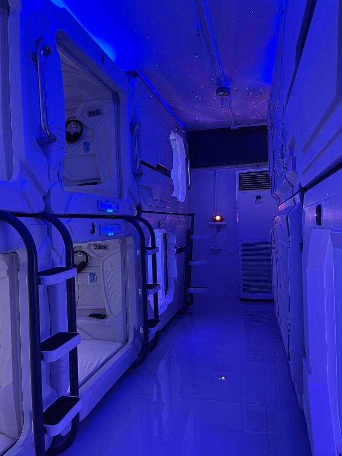Bmax Spacepods Lapu-Lapu City Exterior foto